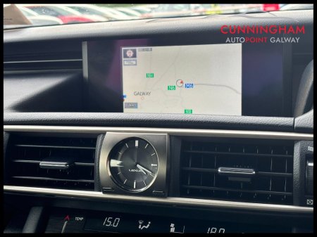 2018 Lexus IS - photo 11