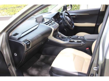 2017 Lexus NX - photo 16