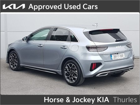 2025 Kia Ceed - photo 3