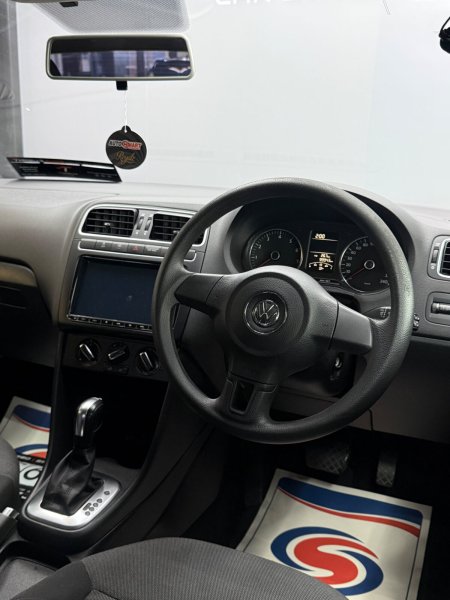 2012 Volkswagen Polo - photo 11
