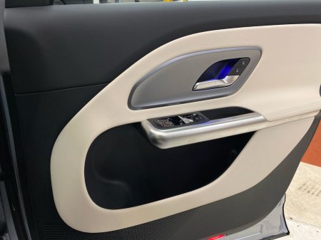2026 Mercedes-Benz GLB - photo 17