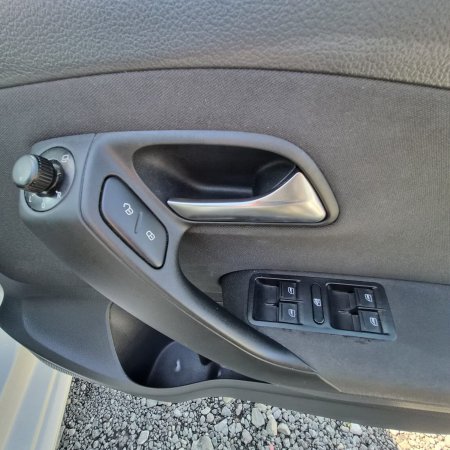 2014 Volkswagen Polo - photo 23