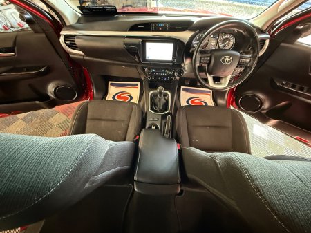 2026 Toyota Hilux - photo 15