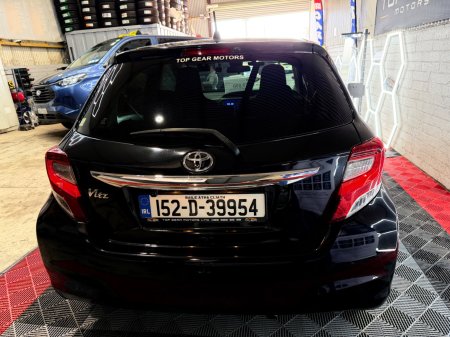 2014 Toyota Vitz - photo 6