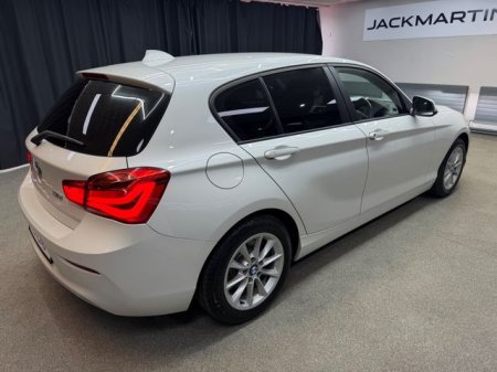 2017 BMW 1-Series - photo 14