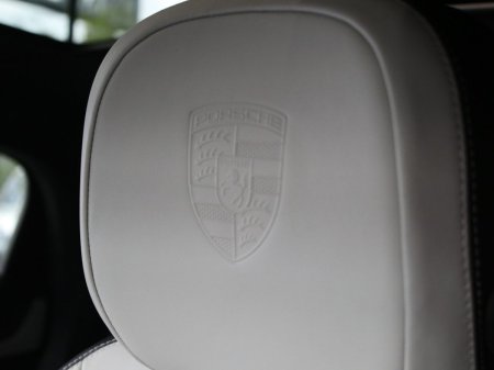 2026 Porsche Cayenne - photo 16