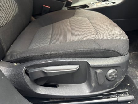 2014 Volkswagen Passat - photo 14