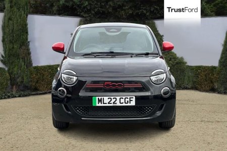 2022 Fiat 500e - photo 6