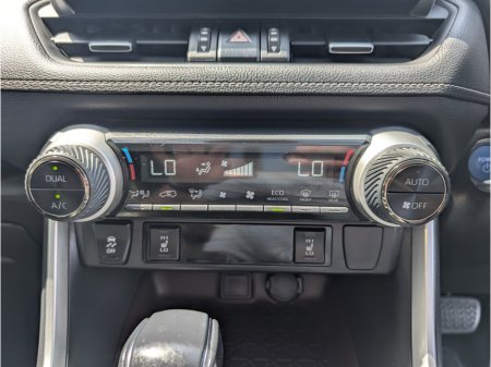 2021 Toyota RAV4 - photo 16