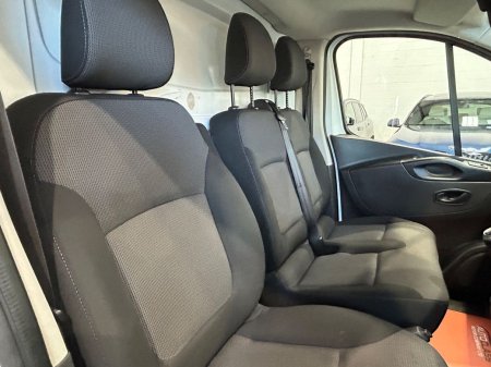 2021 Renault Trafic - photo 10