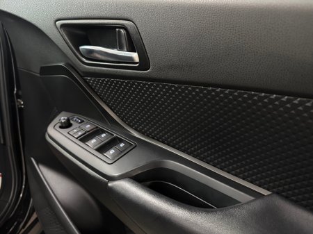 2019 Toyota C-HR - photo 12