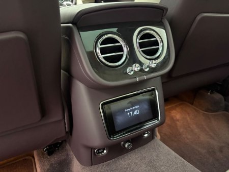 2022 Bentley Bentayga - photo 21