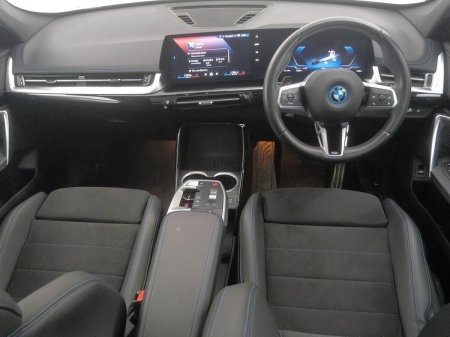 2024 BMW iX1 - photo 4