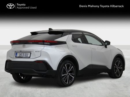 2025 Toyota C-HR - photo 2