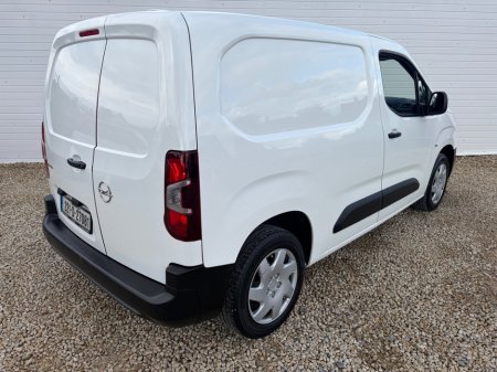 2022 Opel Combo - photo 2