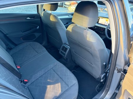 2021 Volkswagen Golf - photo 17