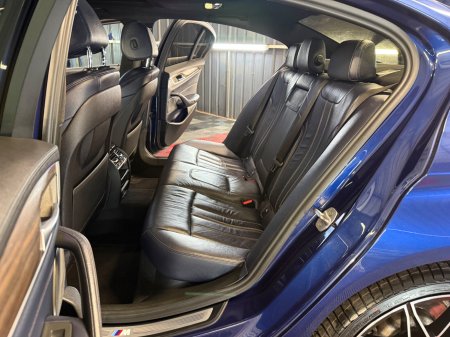 2017 BMW 5-Series - photo 15