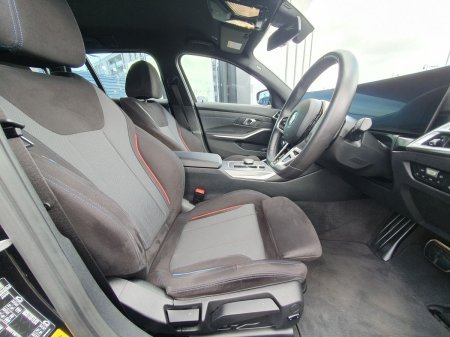 2025 BMW 3-Series - photo 12