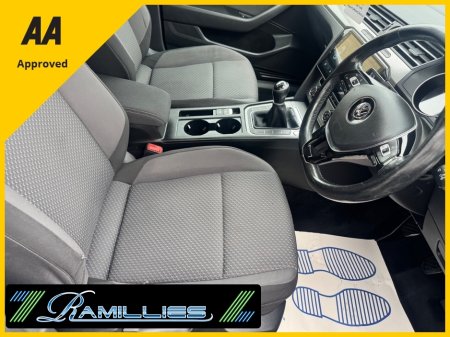 2017 Volkswagen Passat - photo 18