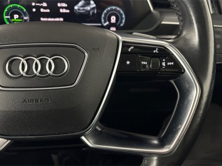 2020 Audi e-tron - photo 23