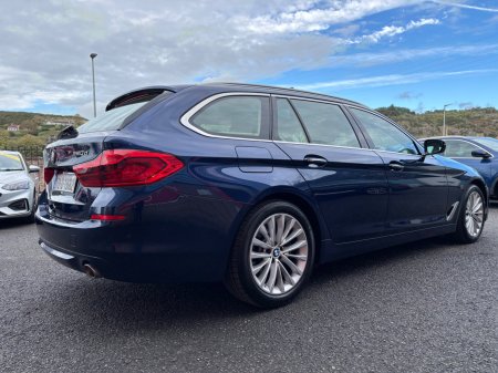 2017 BMW 5-Series - photo 6