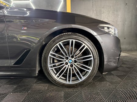 2017 BMW 5-Series - photo 5