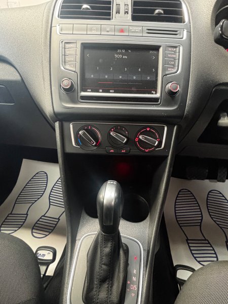 2016 Volkswagen Polo - photo 18