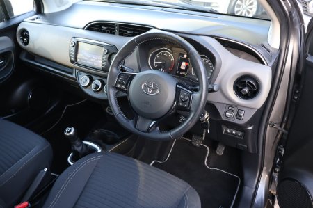 2019 Toyota Yaris - photo 10