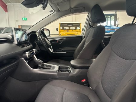 2019 Toyota RAV4 - photo 6