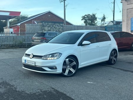 2019 Volkswagen Golf - photo 2