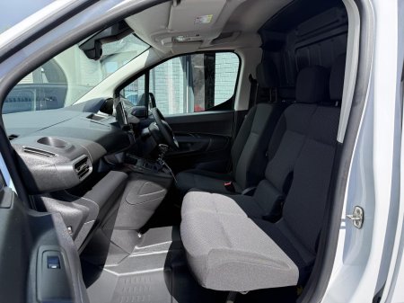 2024 Peugeot Partner - photo 18