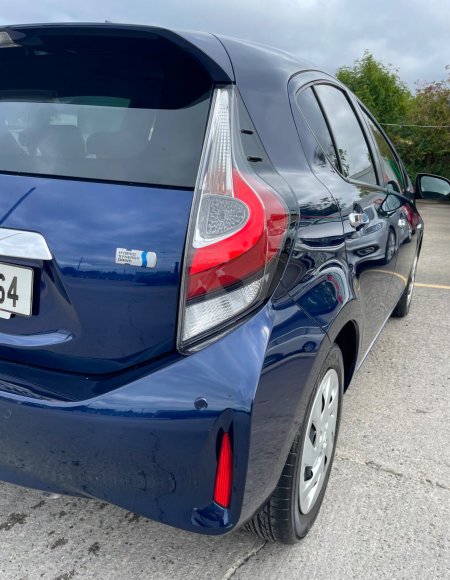 2019 Toyota Aqua - photo 11