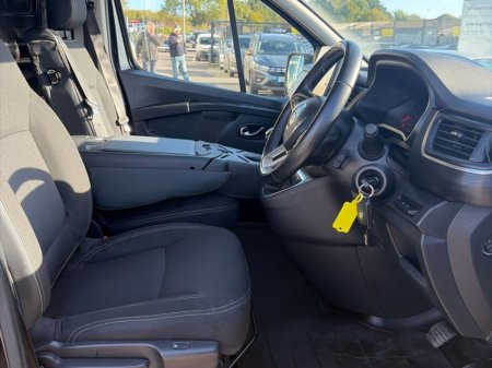 2022 Renault Trafic - photo 10