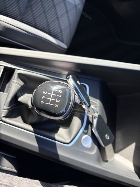 2021 Volkswagen Golf - photo 23