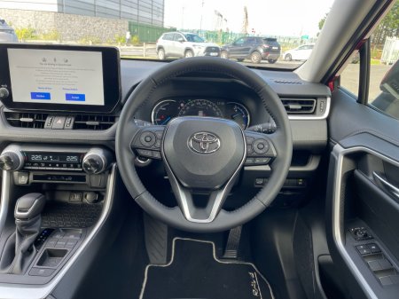2025 Toyota RAV4 - photo 9