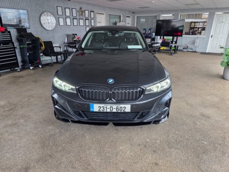 2023 BMW 3-Series - photo 7