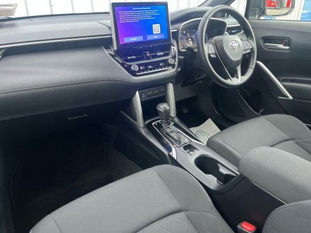 2025 Toyota Corolla Cross - photo 8