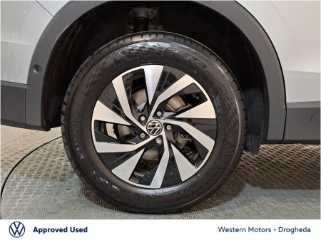 2026 Volkswagen Tiguan - photo 9