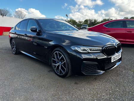 2023 BMW 5-Series - photo 2
