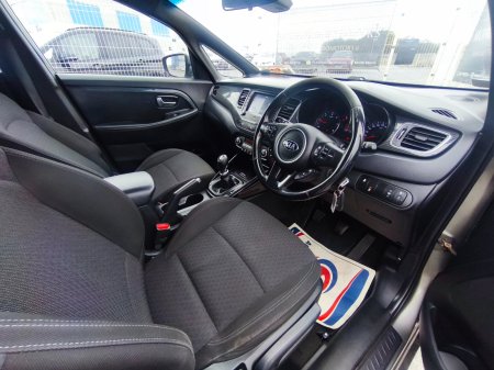 2018 Kia Carens - photo 11