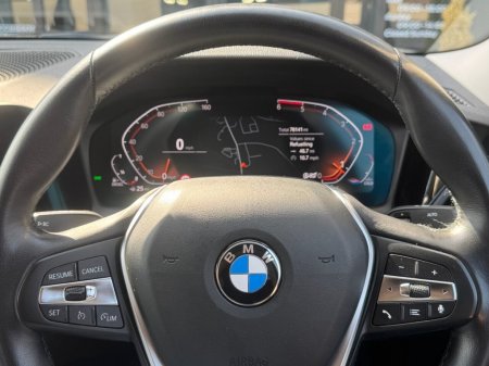 2022 BMW 3-Series - photo 10