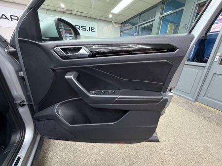 2023 Volkswagen T-Roc - photo 36