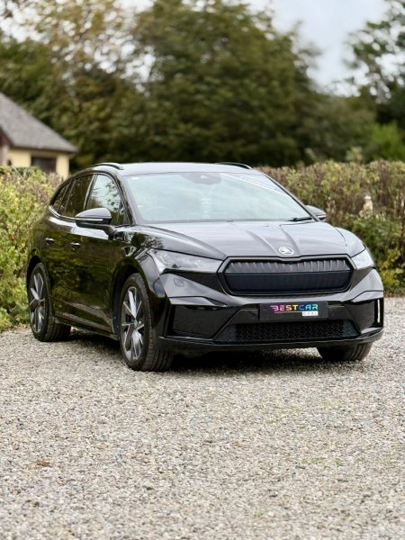 2025 Skoda Enyaq - photo 2
