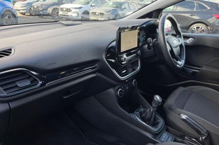 2018 Ford Fiesta - photo 18