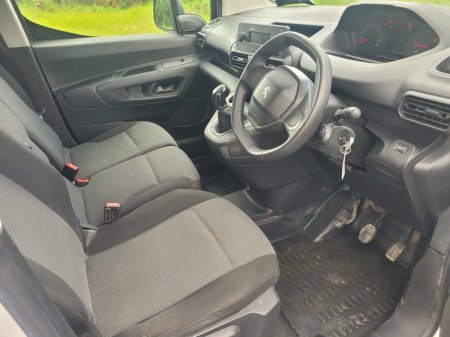 2019 Peugeot Partner - photo 5