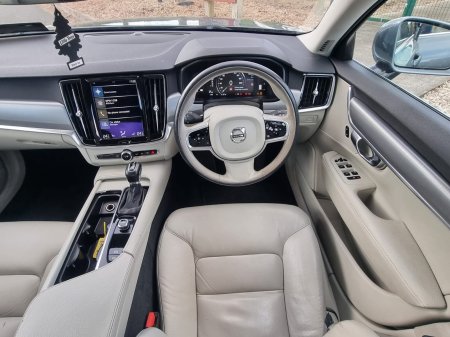 2017 Volvo S90 - photo 26
