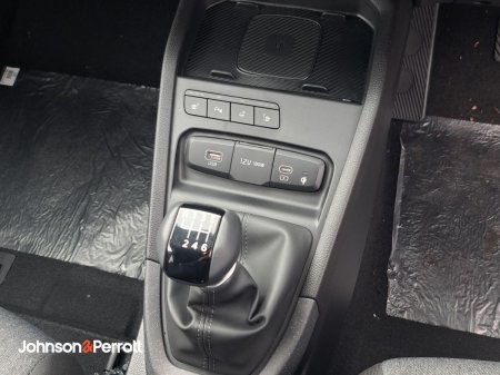 2026 Kia Stonic - photo 18
