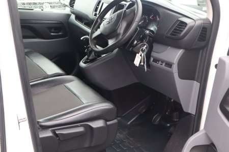 2021 Toyota Proace - photo 7