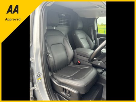 2022 Land Rover Defender - photo 10