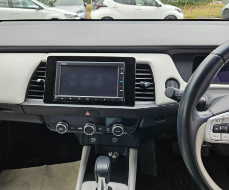 2022 Honda Fit - photo 11